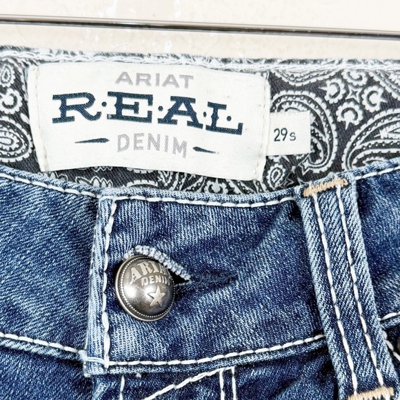 Ariat Mid Rise Bootcut Jeans Size 29 Short - Picture 3 of 6